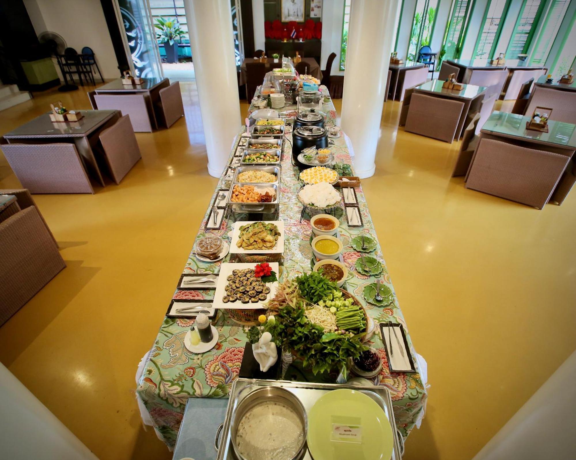 A-Te Chumphon Hotel - Sha Plus Zewnętrze zdjęcie