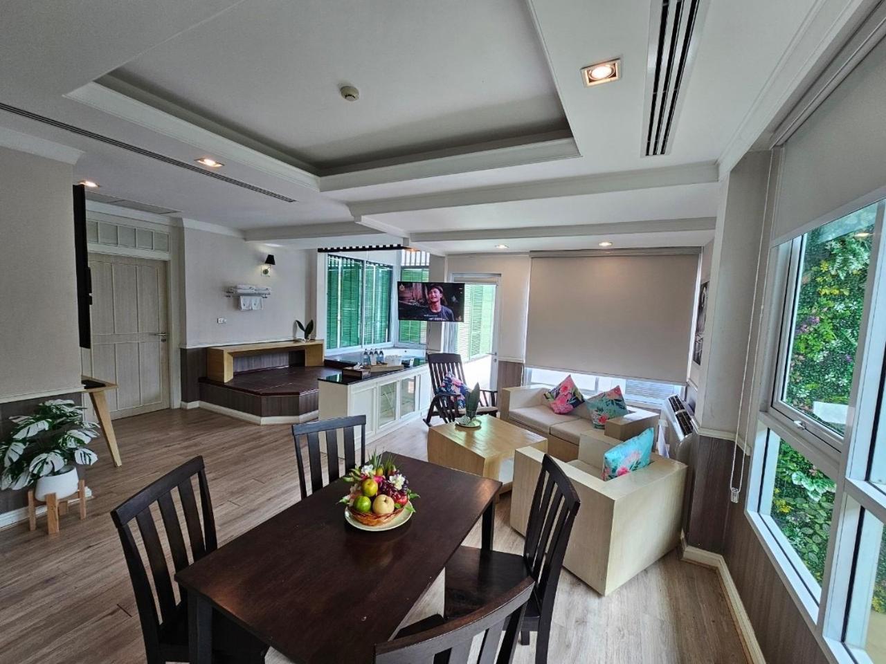 A-Te Chumphon Hotel - Sha Plus Zewnętrze zdjęcie